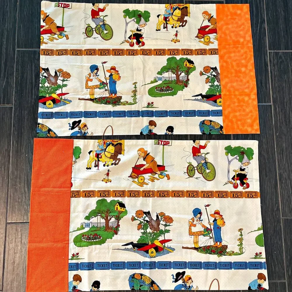 Punctuation American Jane Pattern Sandy Klop Pillowcases Rare VTG  Children
